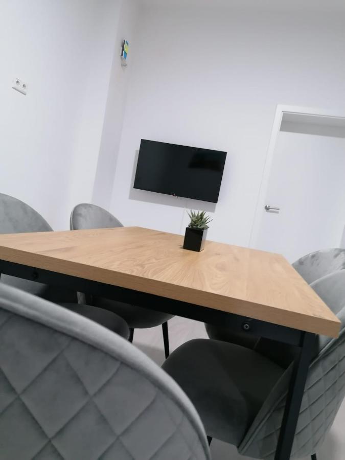 Estrella24 Living Rooms Tokio Herne Buitenkant foto